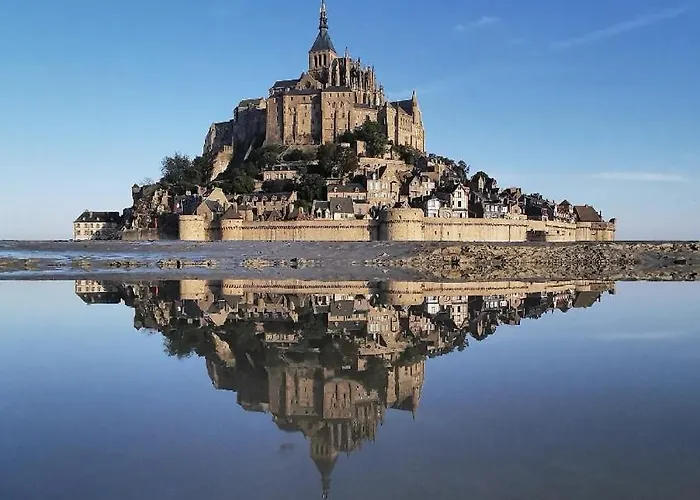 Holiday home Gite Du Hameaux Fleuret Creances